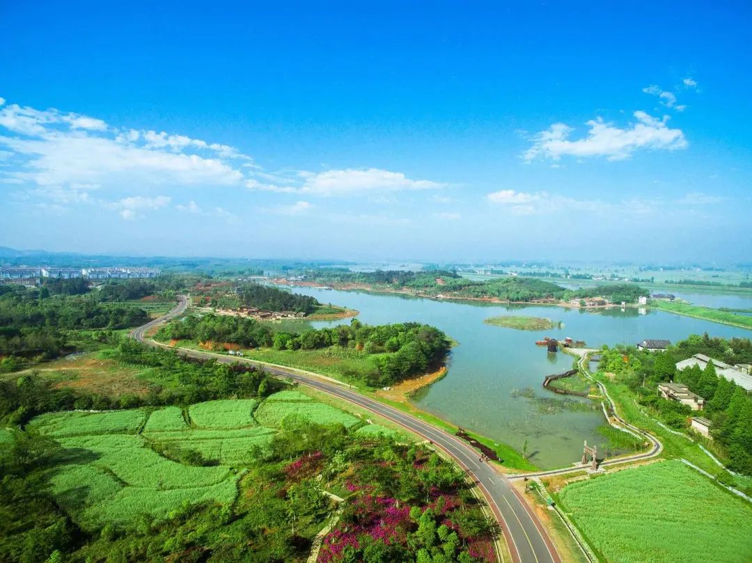 生態(tài)環(huán)境部接連發(fā)布兩份征求意見稿，農(nóng)村污水處理就要“走”起來了？