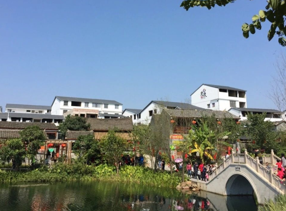 杭州擬推進(jìn)以縣城為重要載體的城鎮(zhèn)化建設(shè)，加快補(bǔ)齊環(huán)境衛(wèi)生等短板